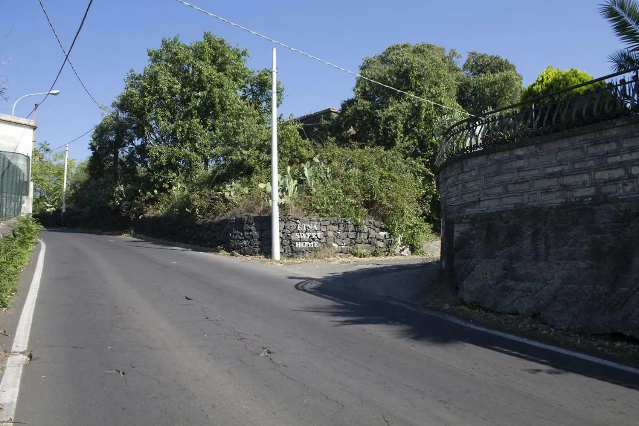 Etna Sweet Home Santa Venerina 0*,  Italia